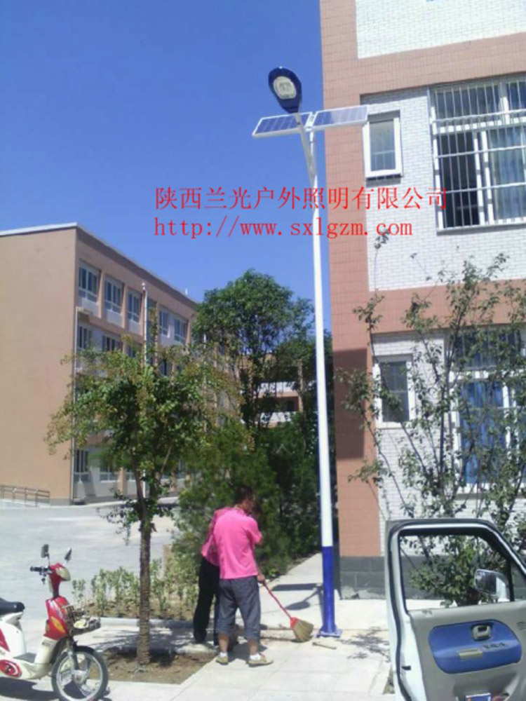 6米太陽(yáng)能路燈廠家 6米太陽(yáng)能路燈廠家